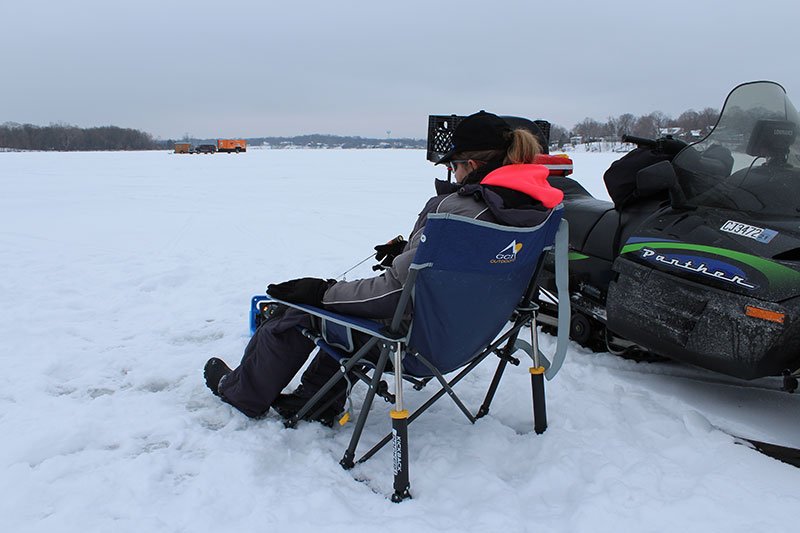 Ice fishing game online in Germany